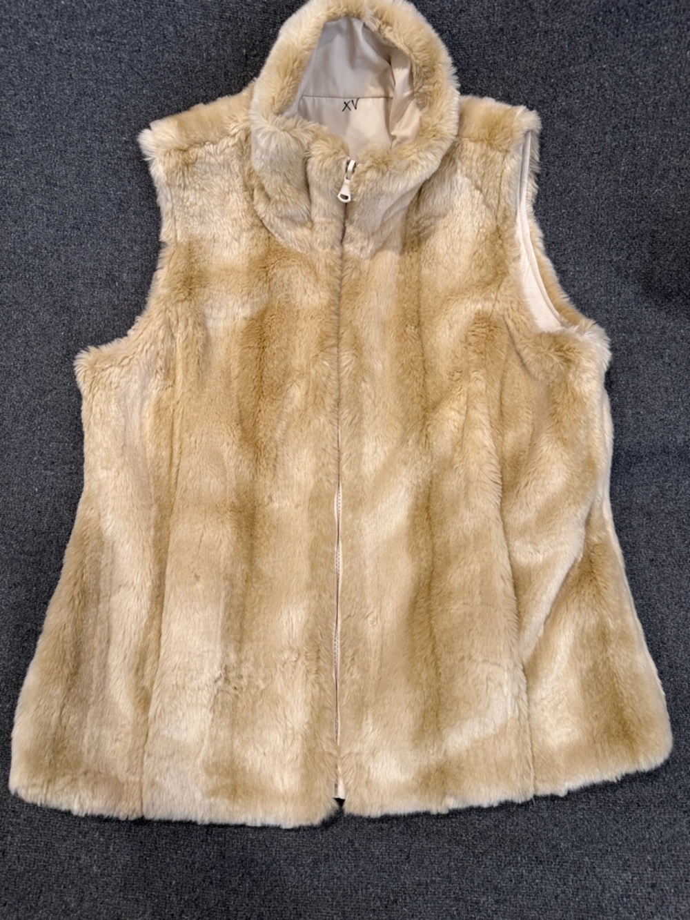 Kristen Blake Faux Fur Zip Vest in Light Beige Size S with Pocket